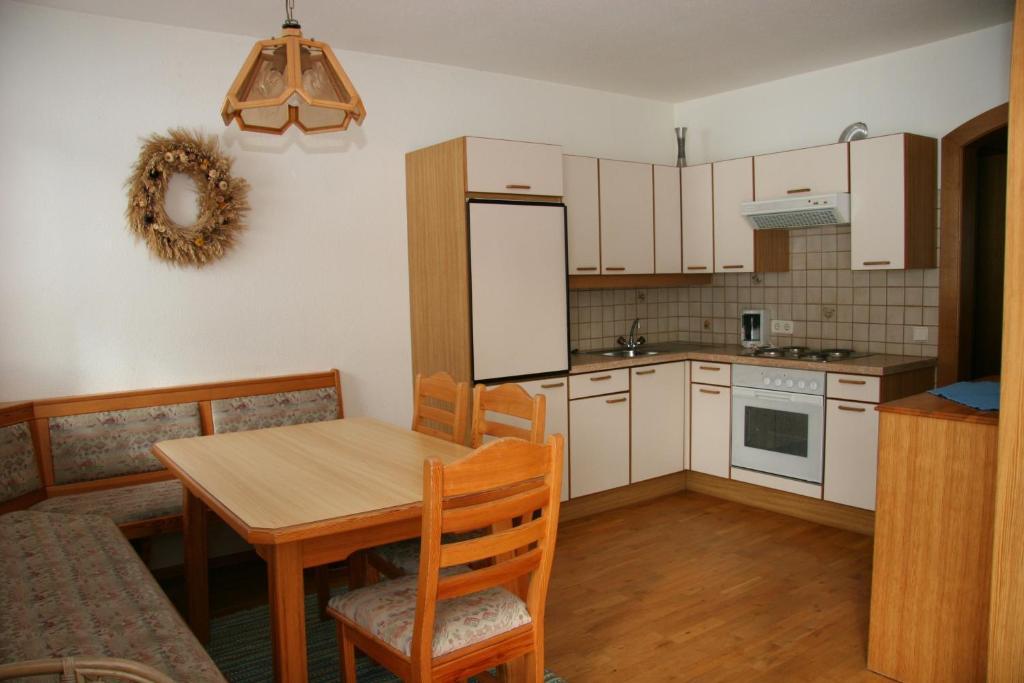 Schmautz Ferienwohnungen & Zimmer Miklauzhof ห้อง รูปภาพ
