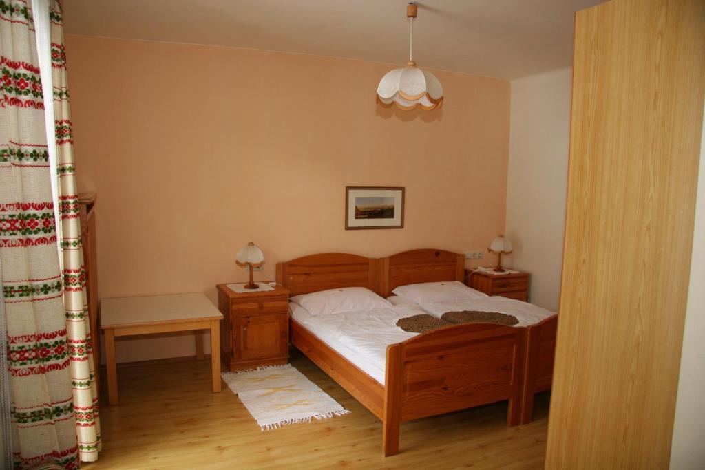 Schmautz Ferienwohnungen & Zimmer Miklauzhof ห้อง รูปภาพ