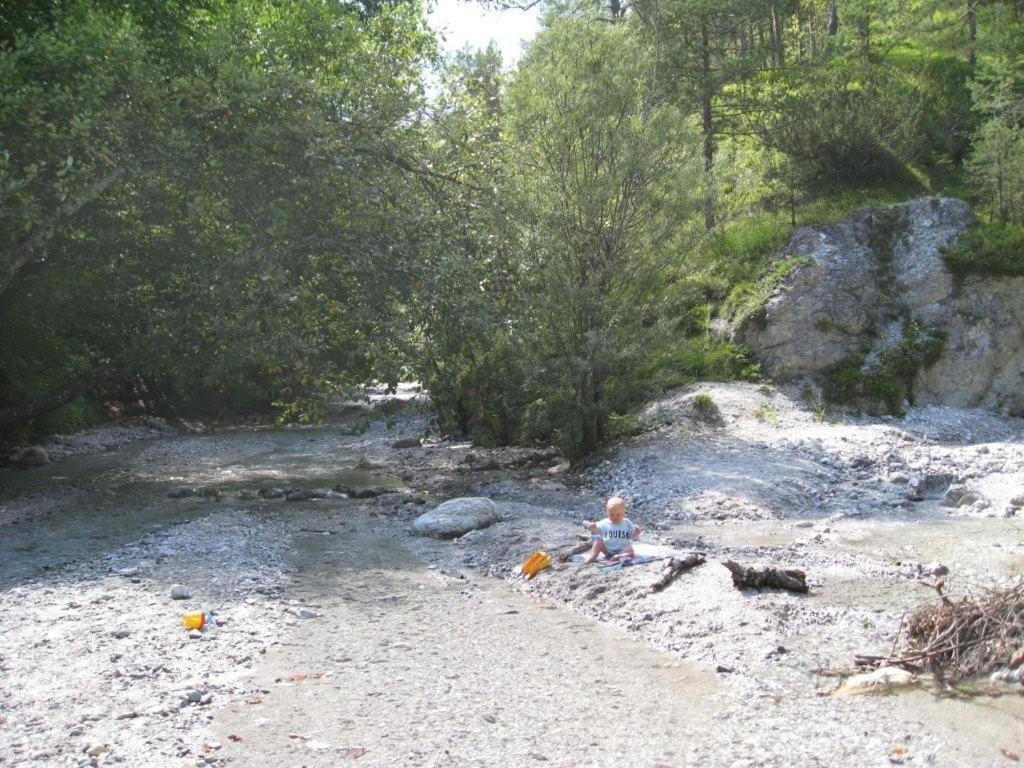 Schmautz Ferienwohnungen & Zimmer Miklauzhof ภายนอก รูปภาพ